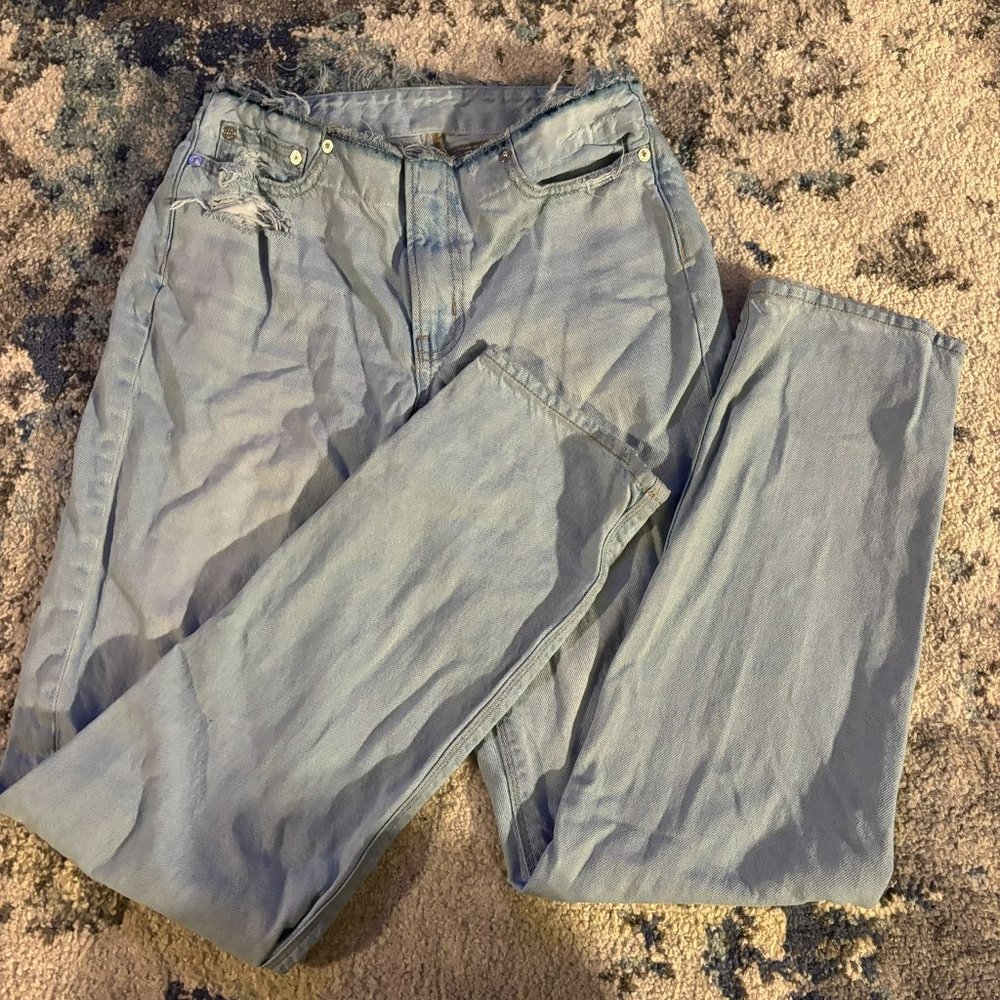 Light Blue American Eagle Distressed Jeans